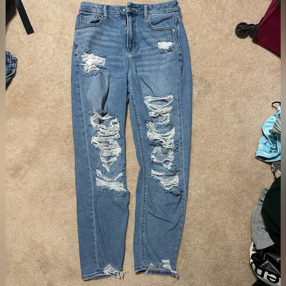 American Eagle Mom Jeans